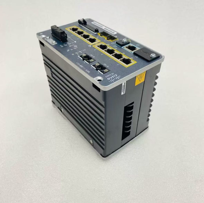 Cisco IE-3300-8U2X-A