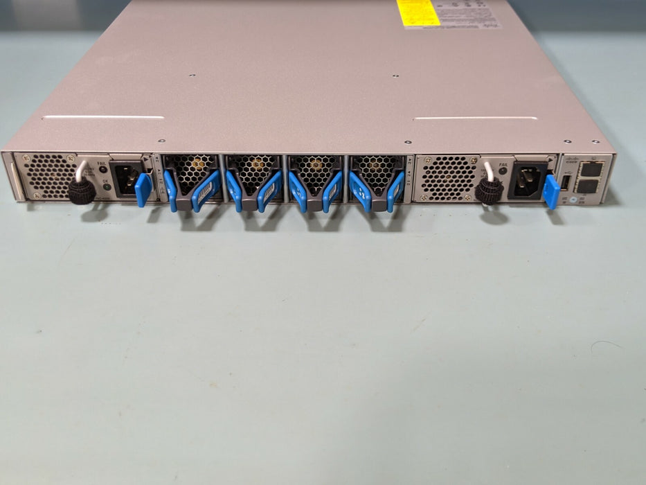 Cisco N3K-C3132Q-XL